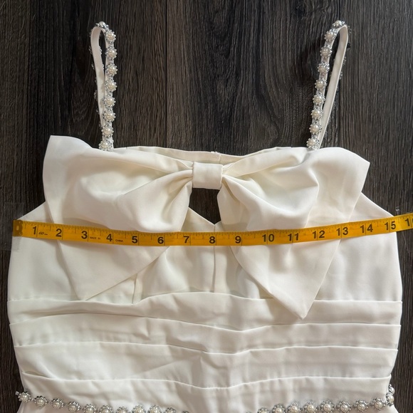 ChicMe White Pearl Strap Bow Wide Leg Jumpsuit Size M Elegant Wedding Easter - Picture 12 of 16